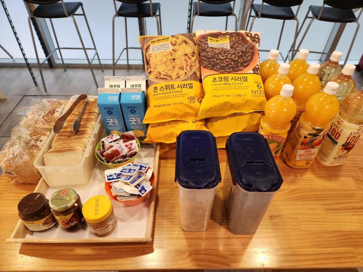 Oyo Hostel Myeongdong 1 Szöul Kültér fotó