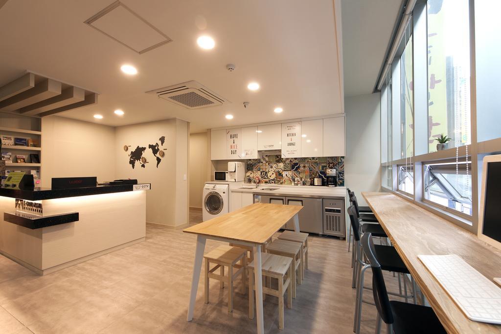 Oyo Hostel Myeongdong 1 Szöul Kültér fotó