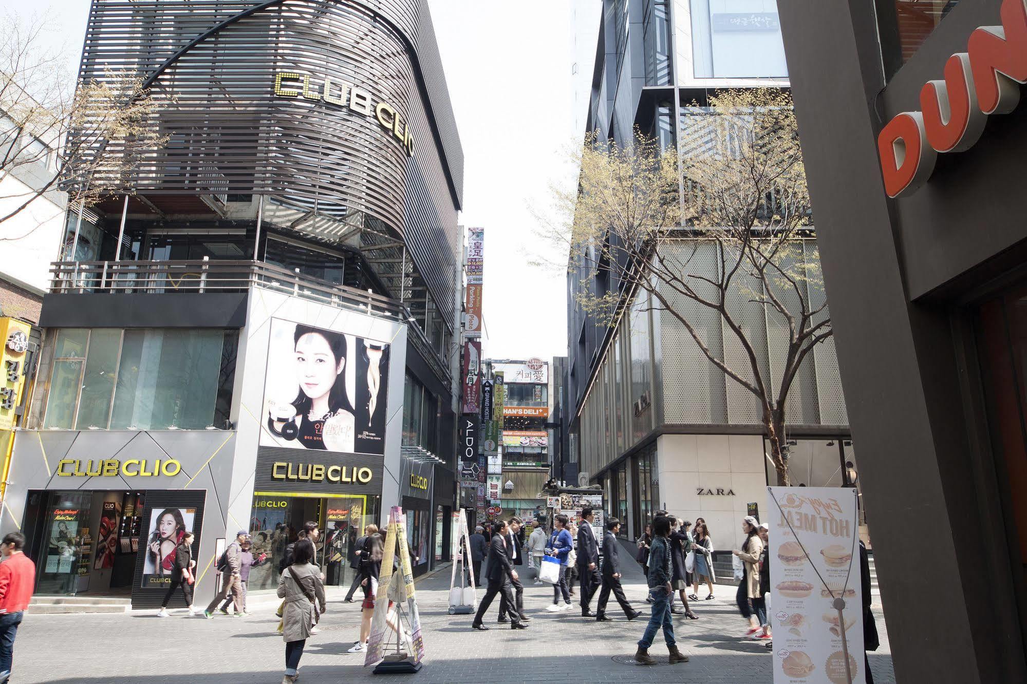 Oyo Hostel Myeongdong 1 Szöul Kültér fotó