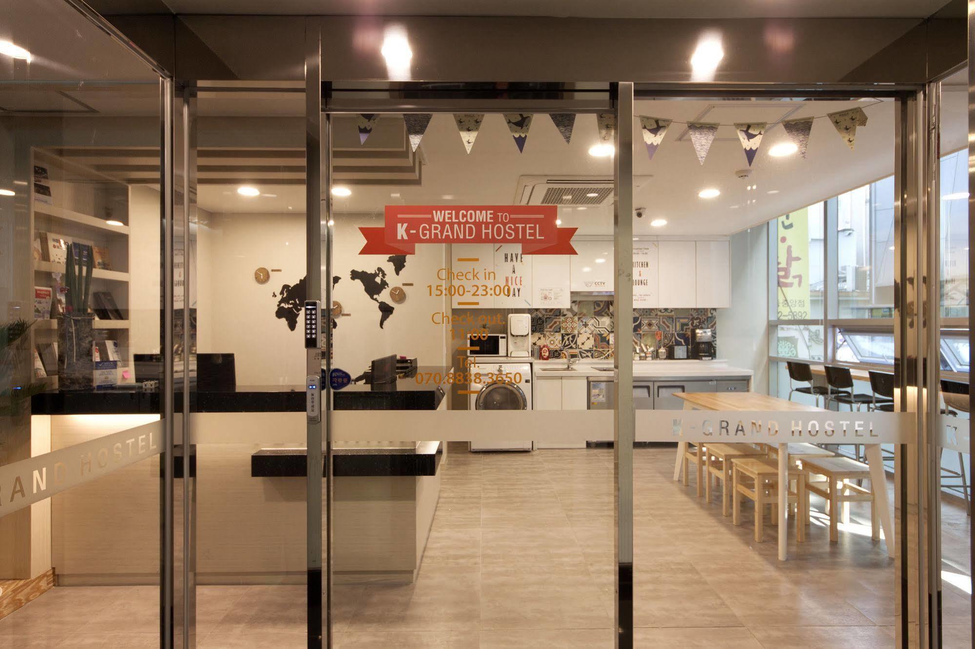 Oyo Hostel Myeongdong 1 Szöul Kültér fotó